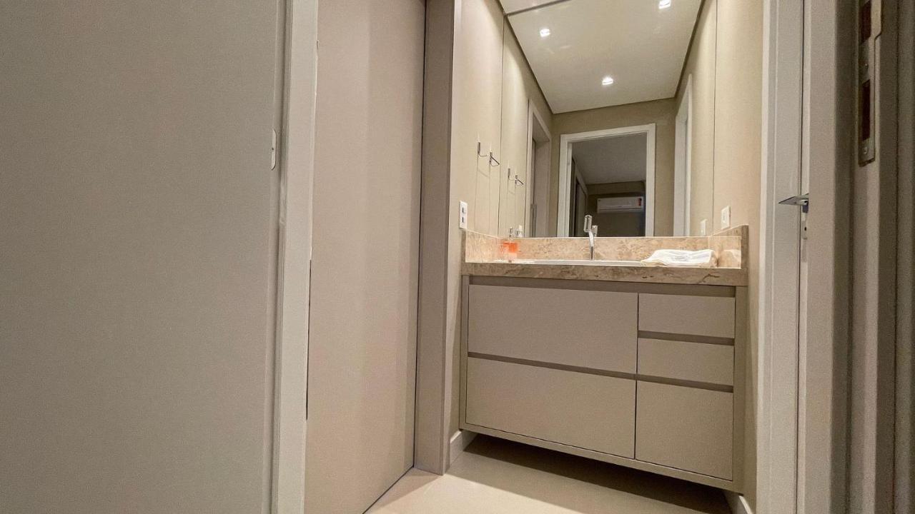 Studio No Ultimo Andar No Centro De Foz Com Vista Para O Rio Parana Apartment Фос ду Игуасу Екстериор снимка